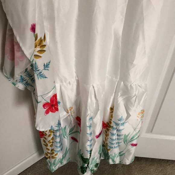 Floral Maxi Dress - Picture 7 of 11